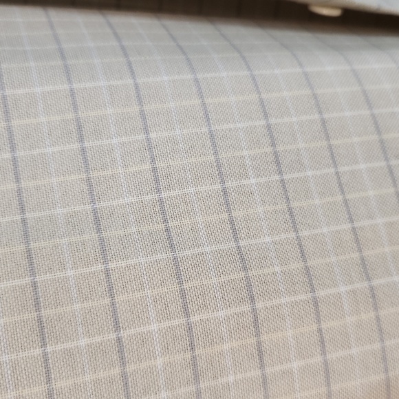 Bill Blass Signature dress shirt size 15.5 34/35 cream color - Picture 3 of 3